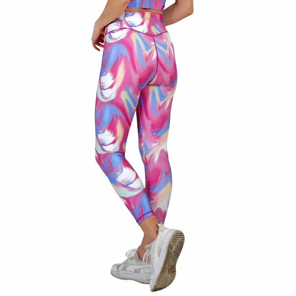 LEGGINGS DEPORTIVOS ROSA ESTAMPADO PARA DAMA CON PRETINA DOBLE PARA CONTROL DE ABDOMEN Y BOLSILLO OCULTO BARREL - HIGH IMPACT