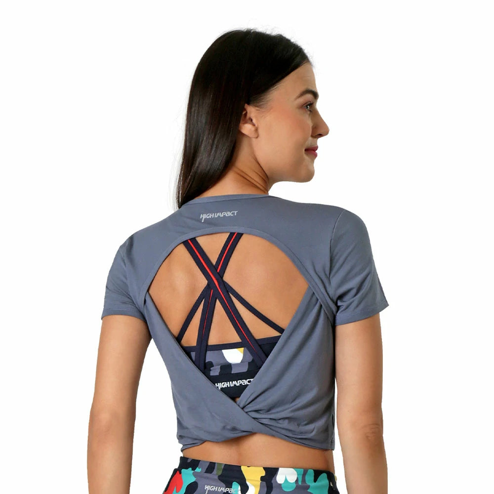 CAMISETA CORTA GRIS PARA DAMA MANGA CORTA CON ESCOTE EN ESPALDA CON DECORATIVO IRATI - HIGH IMPACT