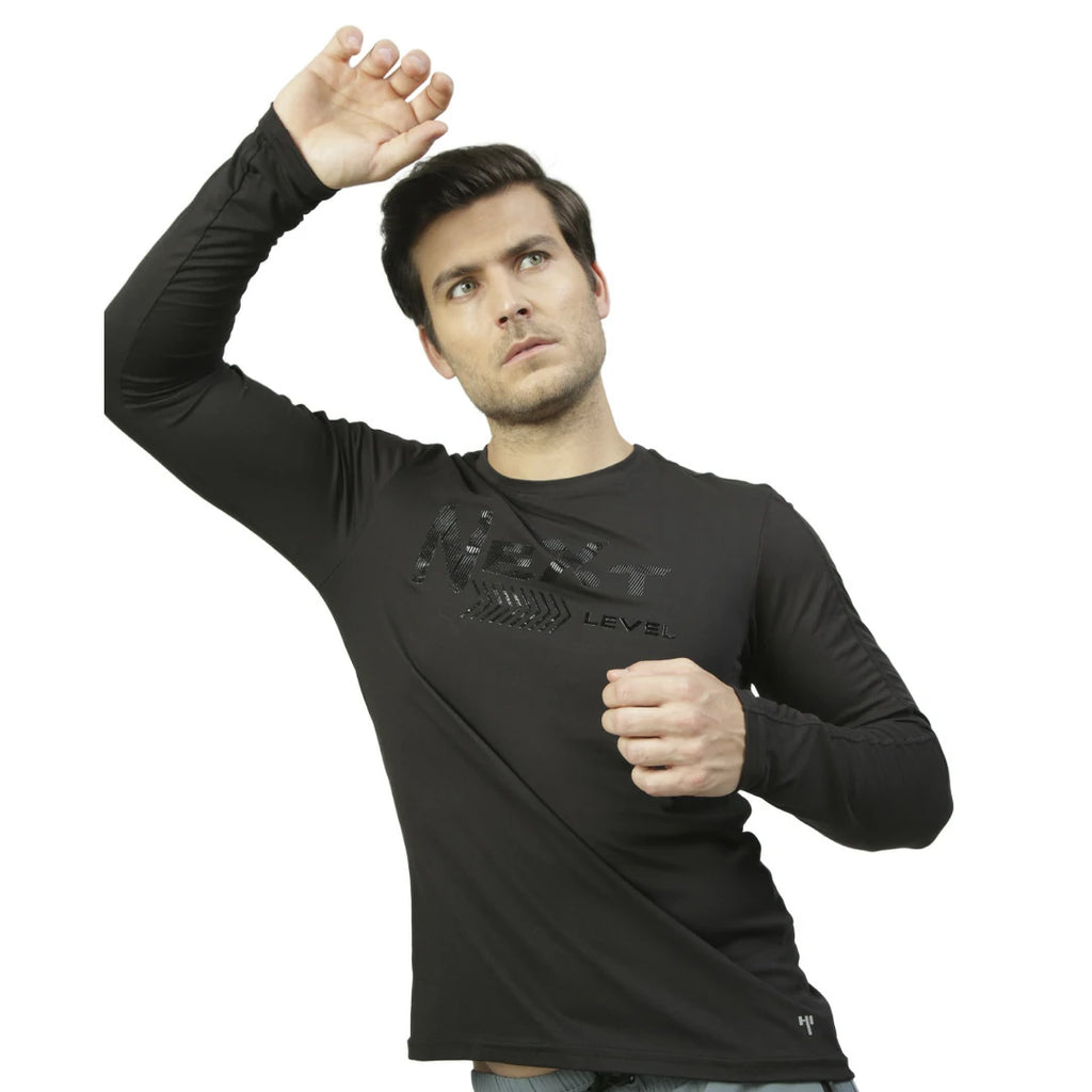 Camiseta negra manga larga con gráfico NEXT LEVEL CABALLERO