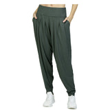 JOGGER RELAX VERDE PARA DAMA CON PINZAS FRONTALES TEXTURA SUAVE ULTRA CONFORT DRISHTI - HIGH IMPACT
