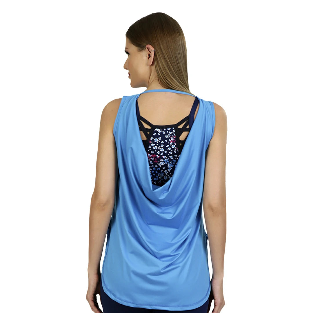 CAMISETA  AZUL TURQUESA PARA DAMA SIN MANGAS CORTE RECTO CON ESCOTE DRAPEADO EN ESPALDA CON ESTAMPADO INTENSIVE - HIGH IMPACT