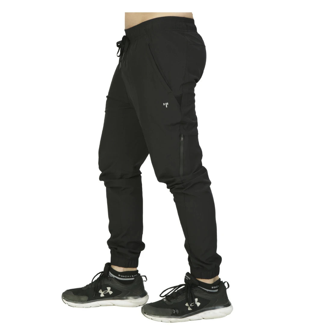 Pants slim negro con bolsillos y jareta Neutral Ground High Impact