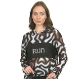 Sudadera crop con gorro estampada Spectra
